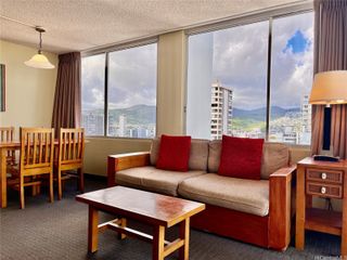 2427 Kuhio Avenue 2207, Honolulu, HI 96815