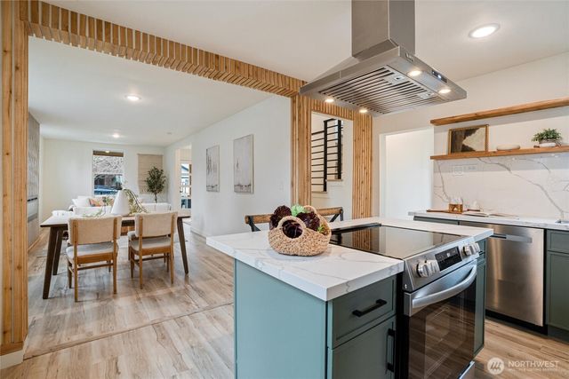 1940 5th Street, Bremerton, WA 98337