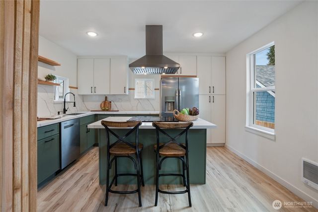 1940 5th Street, Bremerton, WA 98337