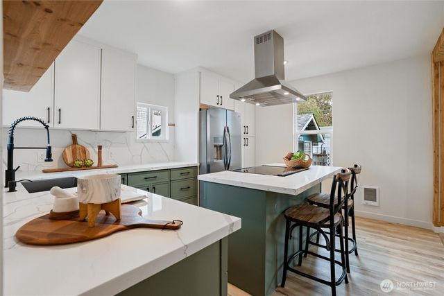 1940 5th Street, Bremerton, WA 98337