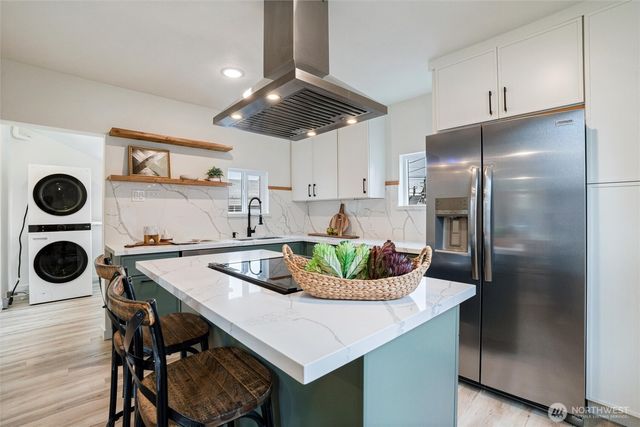 1940 5th Street, Bremerton, WA 98337