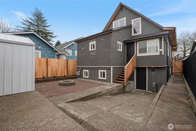 1940 5th Street, Bremerton, WA 98337