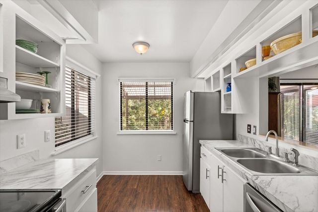 337 KIRKCALDY DRIVE, Winter Springs, FL 32708