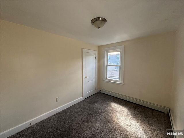 271 Vermont Avenue, Irvington, NJ 07111