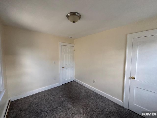 271 Vermont Avenue, Irvington, NJ 07111