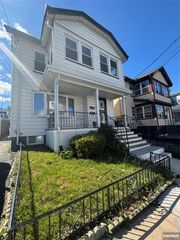 271 Vermont Avenue, Irvington, NJ 07111