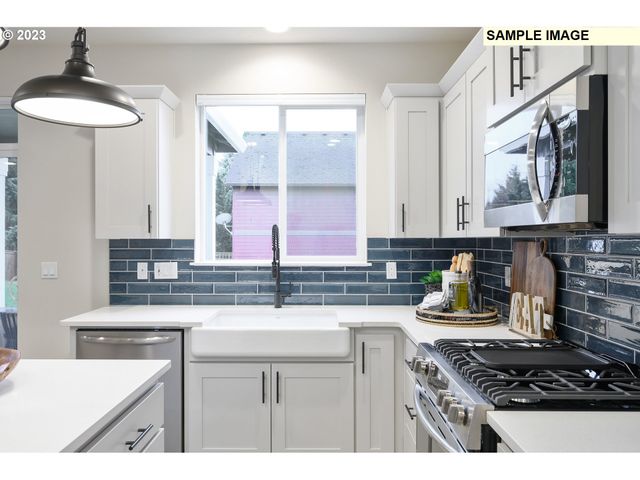 9056 S 2ND Ln 141, Ridgefield, WA 98642