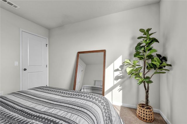 2688 Himelrigh Boulevard, Barberton, OH 44203