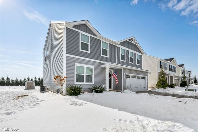 2688 Himelrigh Boulevard, Barberton, OH 44203