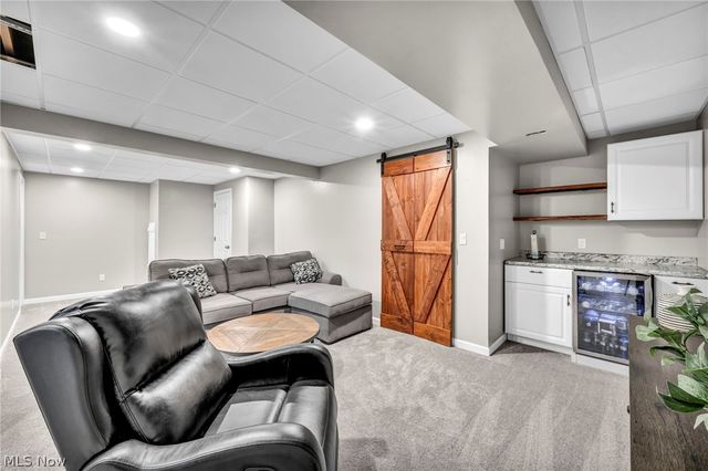 2688 Himelrigh Boulevard, Barberton, OH 44203