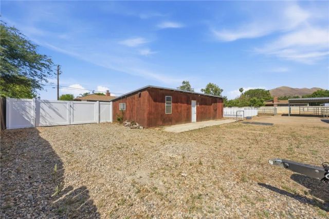 758 7th Street, Norco, CA 92860