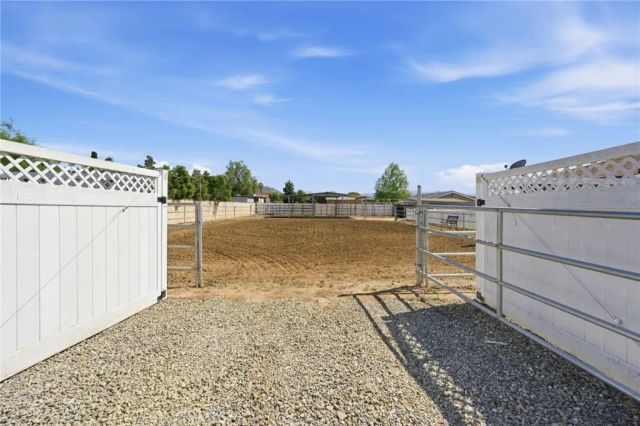 758 7th Street, Norco, CA 92860