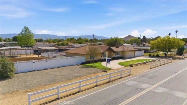758 7th Street, Norco, CA 92860