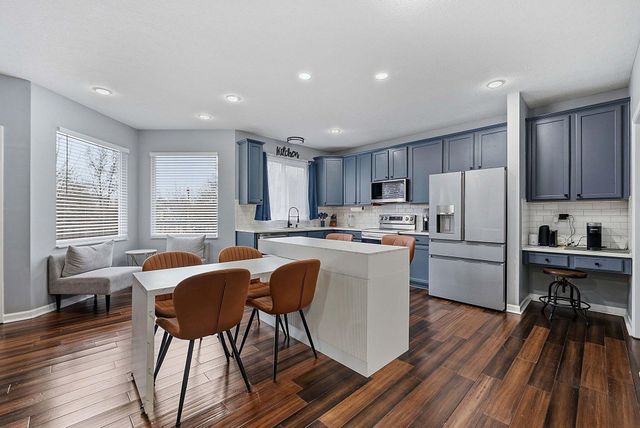 8272 Woodstream Drive, Canal Winchester, OH 43110