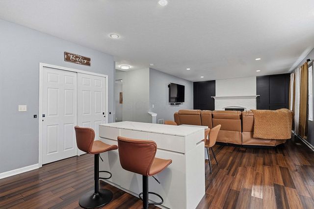 8272 Woodstream Drive, Canal Winchester, OH 43110