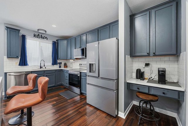 8272 Woodstream Drive, Canal Winchester, OH 43110