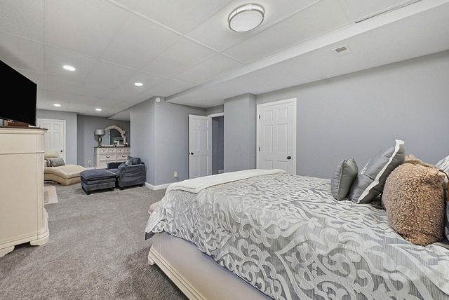 8272 Woodstream Drive, Canal Winchester, OH 43110