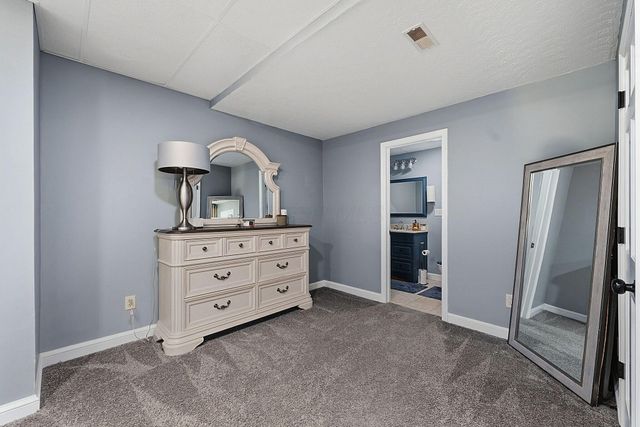 8272 Woodstream Drive, Canal Winchester, OH 43110