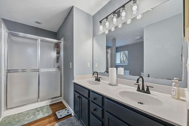 8272 Woodstream Drive, Canal Winchester, OH 43110