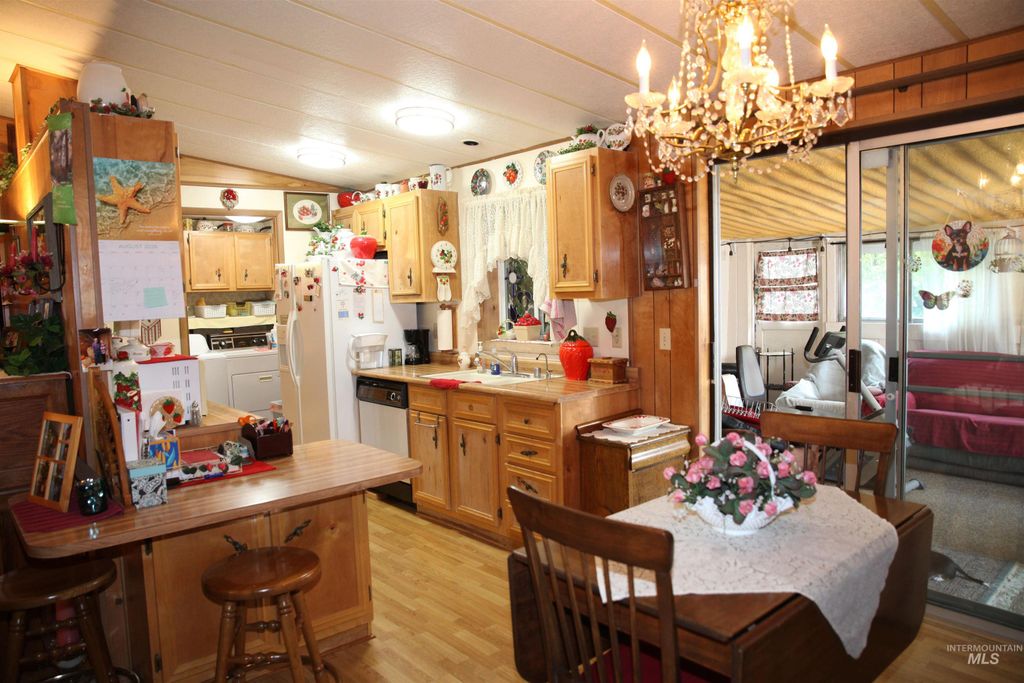 910 Moonglow Road Space #72, Buhl, ID 83316 photo 5