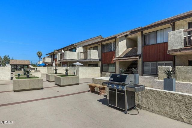 15000 Halldale Avenue 212, Gardena, CA 90247