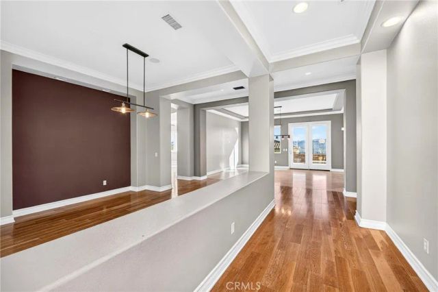 7837 Lady Banks, Corona, CA 92883
