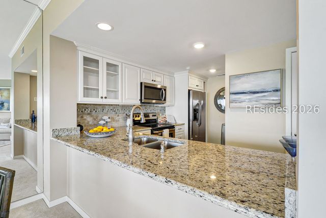 2 Shelter Cove Ln Apt 220, Hilton Head Island, SC 29928