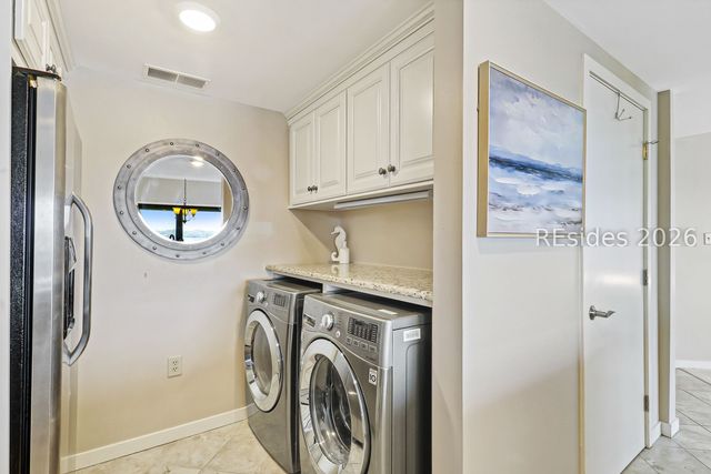 2 Shelter Cove Ln Apt 220, Hilton Head Island, SC 29928