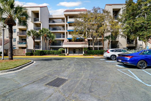 2 Shelter Cove Ln Apt 220, Hilton Head Island, SC 29928
