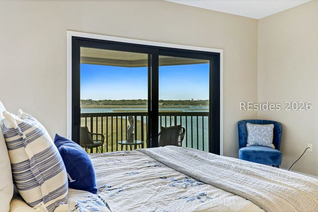 2 Shelter Cove Ln Apt 220, Hilton Head Island, SC 29928