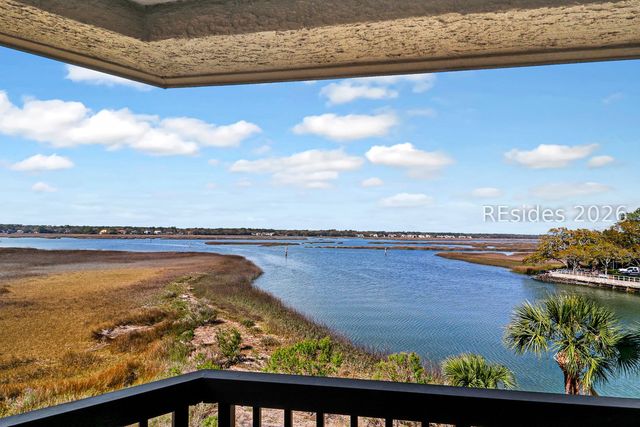 2 Shelter Cove Ln Apt 220, Hilton Head Island, SC 29928