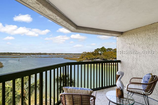 2 Shelter Cove Ln Apt 220, Hilton Head Island, SC 29928