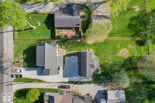 1334 S Runyon, Greenwood, IN 46143