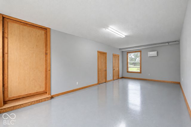 1334 S Runyon, Greenwood, IN 46143