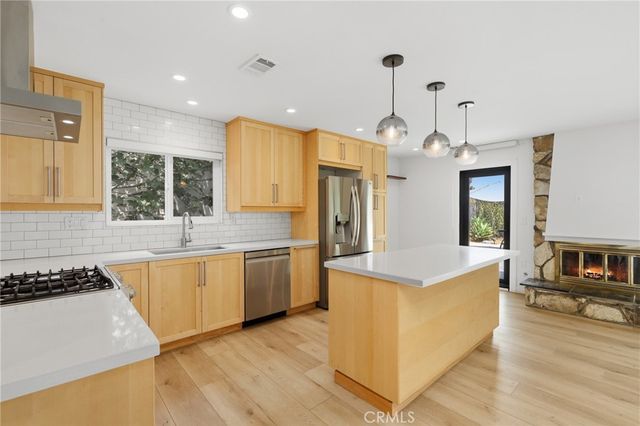 421 Larry Lane, Placentia, CA 92870