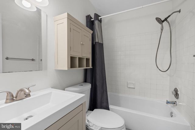 1095 TRAVIS LN, Gaithersburg, MD 20879