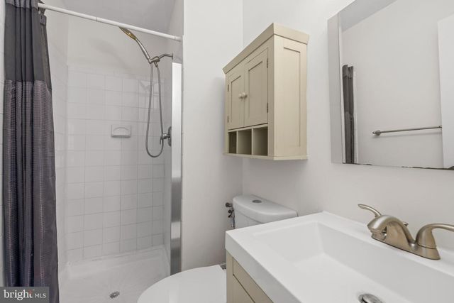 1095 TRAVIS LN, Gaithersburg, MD 20879