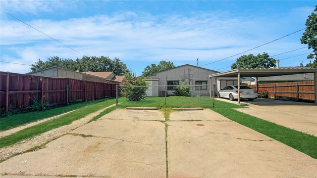674 W Warrior Trail, Grand Prairie, TX 75052