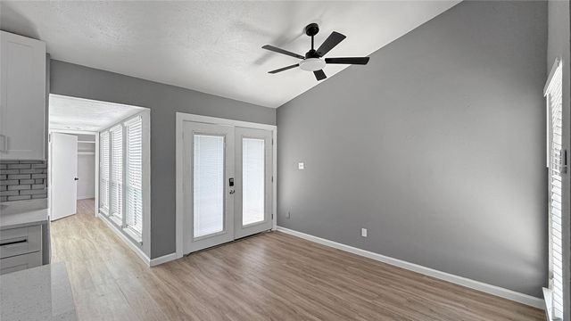 674 W Warrior Trail, Grand Prairie, TX 75052