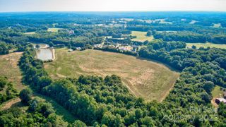 000 Pops Lake Road, Statesville, NC 28625