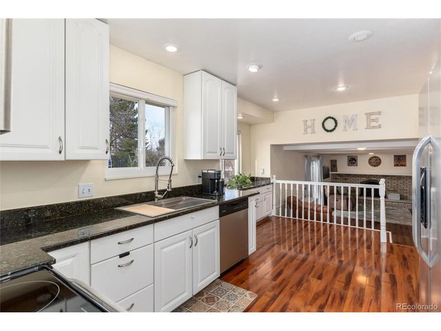 8045 S Newland Ct, Littleton, CO 80128