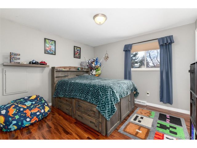 8045 S Newland Ct, Littleton, CO 80128