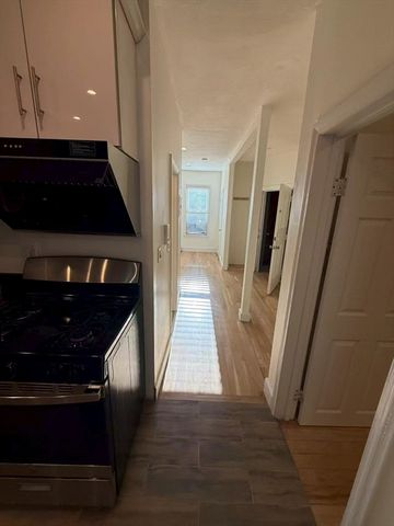 63 Middle St 1, Boston, MA 02127