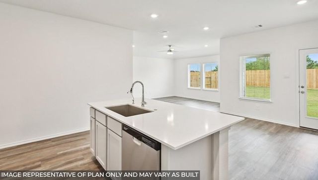 18437 Northern Red, New Caney, TX 77357