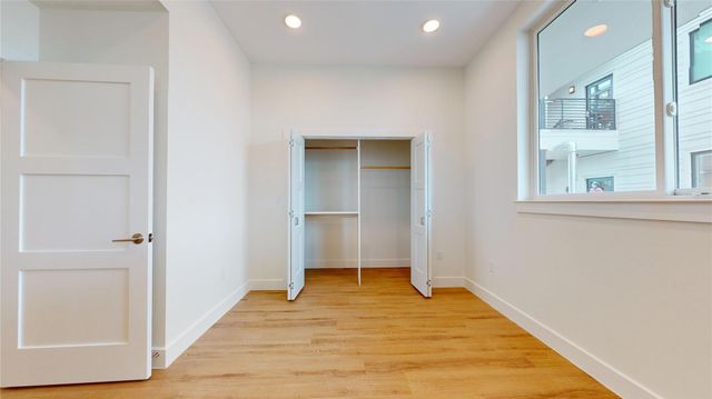 115 Lenox Street 102, Houston, TX 77011