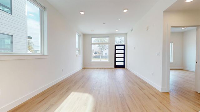 115 Lenox Street 102, Houston, TX 77011