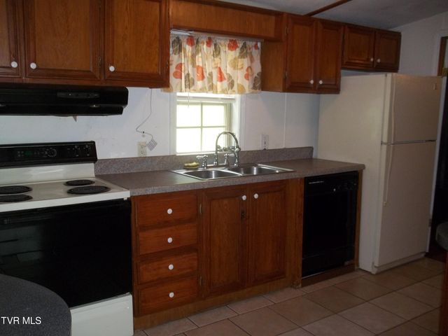 1284 Powder Branch Road, Johnson City, TN 37601