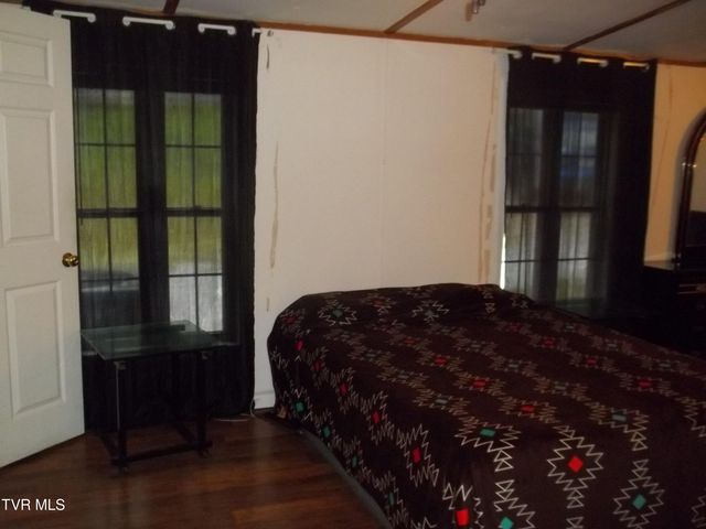 1284 Powder Branch Road, Johnson City, TN 37601