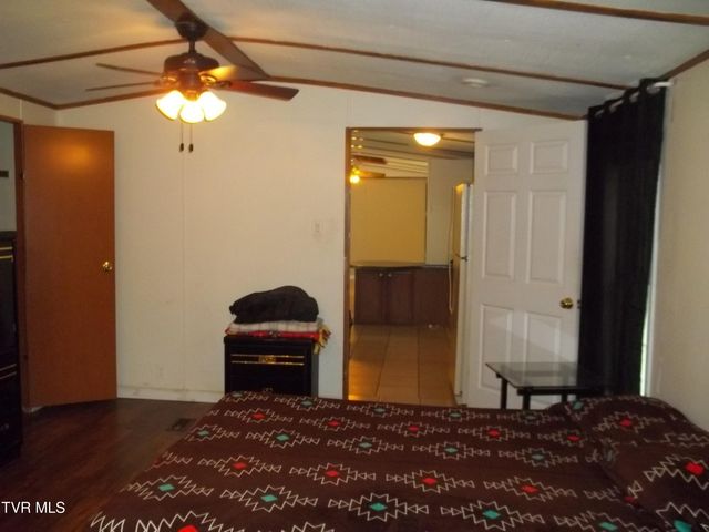 1284 Powder Branch Road, Johnson City, TN 37601
