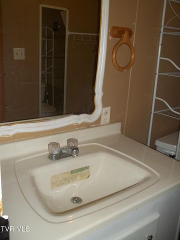 1284 Powder Branch Road, Johnson City, TN 37601